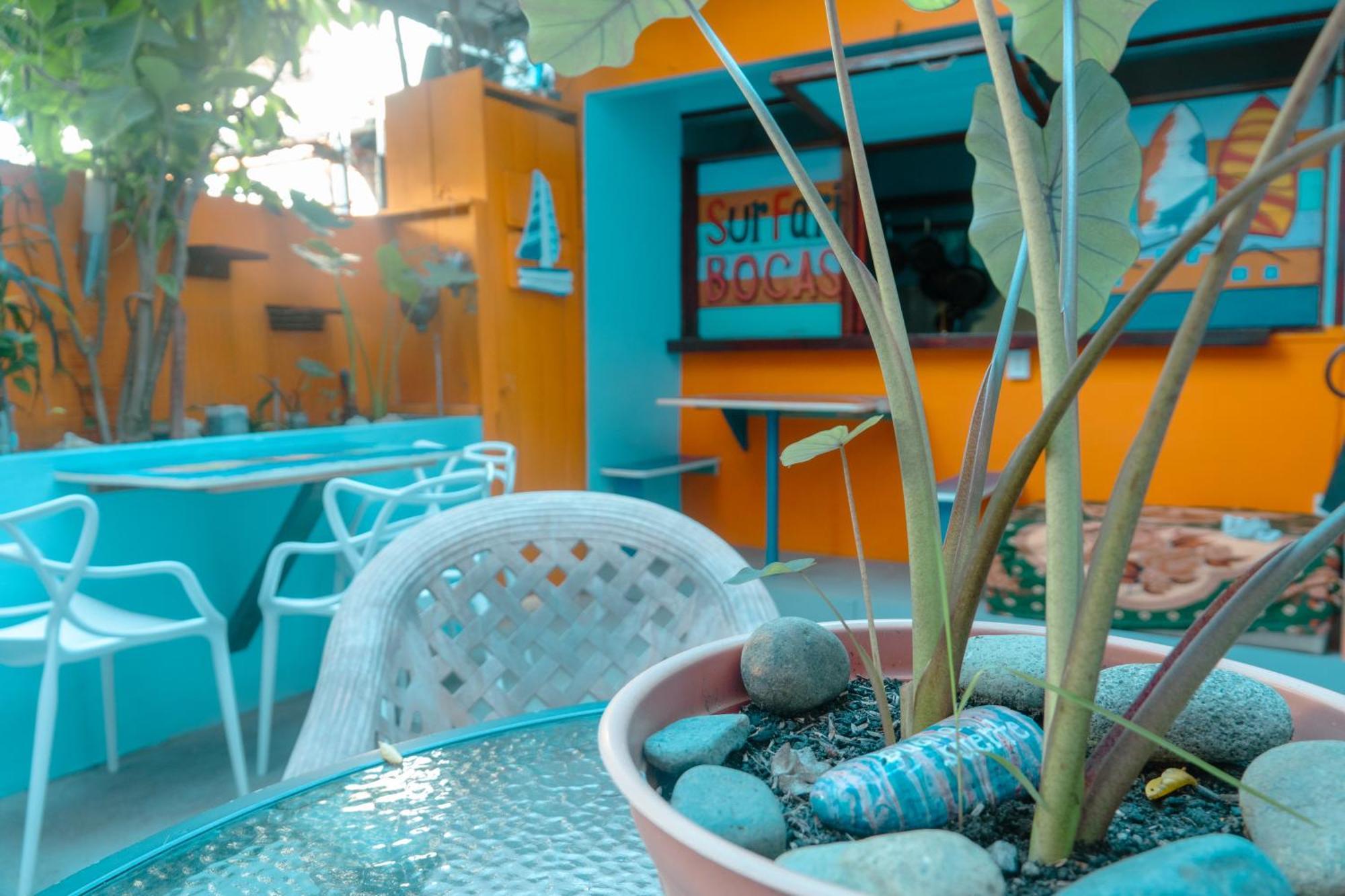 Surfari Bocas Hostel Bocas del Toro Exterior photo