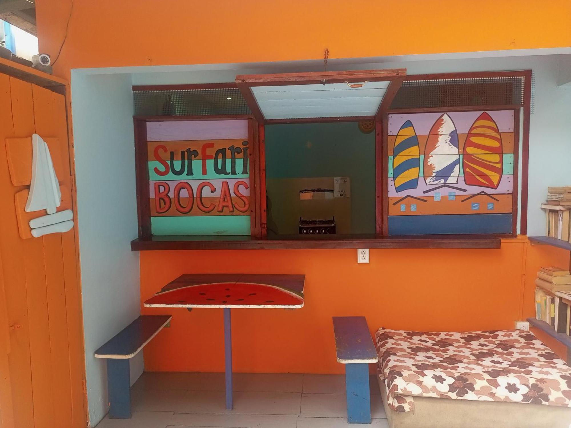 Surfari Bocas Hostel Bocas del Toro Exterior photo